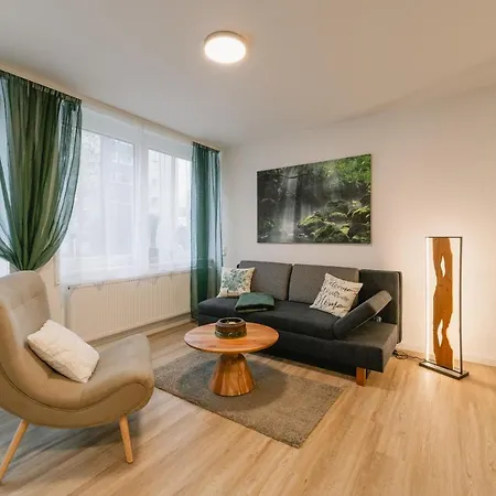 Modernes 2-Zimmer Themen-Apartment Im Zentrum Bayreuth Buitenkant foto