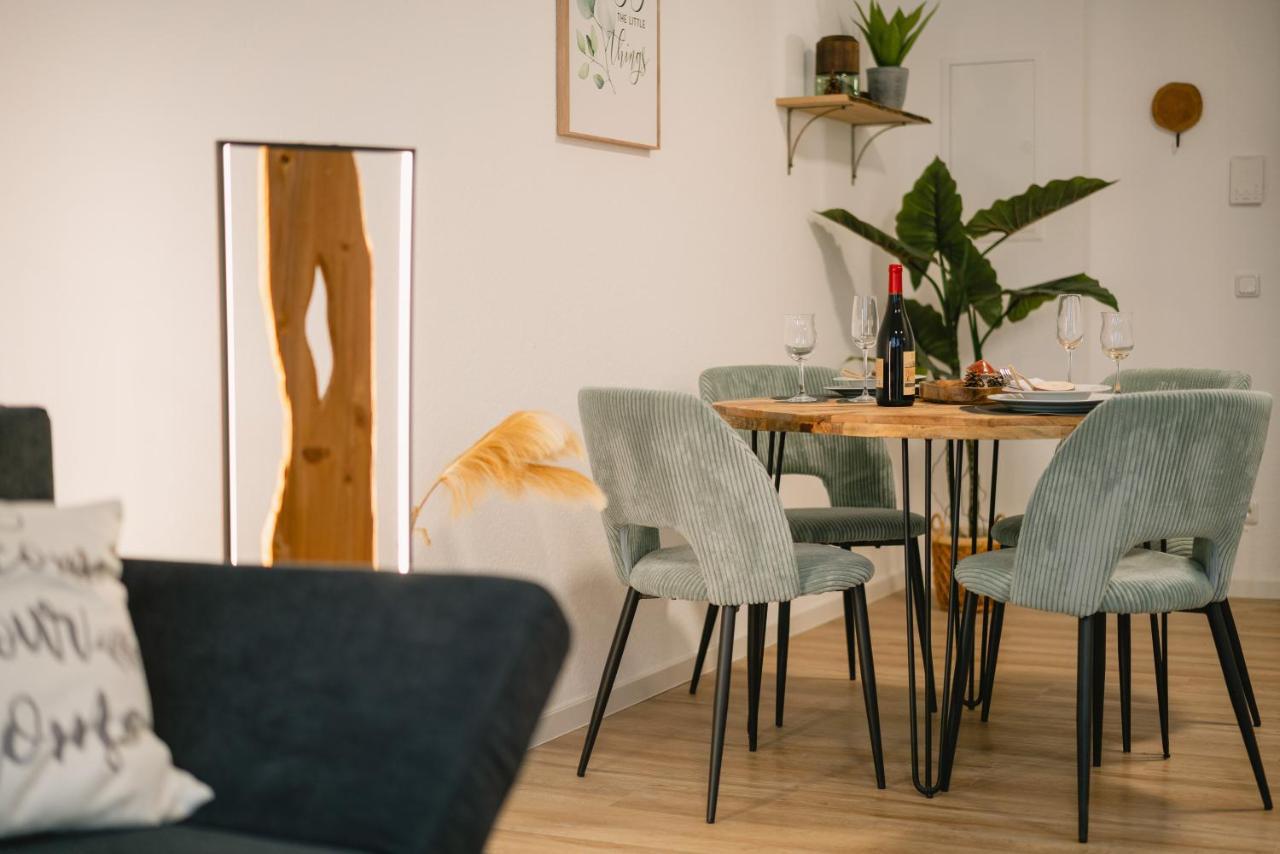 Modernes 2-zimmer Themen-apartment Im Zentrum *