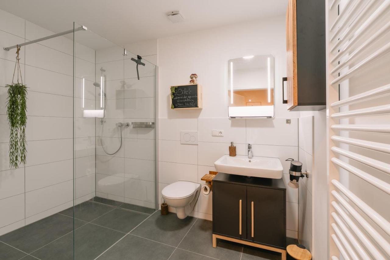 Modernes 2-zimmer Themen-apartment Im Zentrum